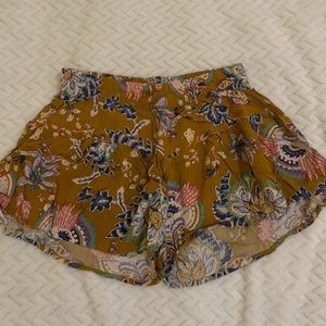 Floral shorts de Woman Secret